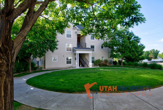 Building Photo - 11738 Currant Dr