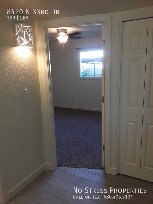 Building Photo - 8420 N 33rd Dr