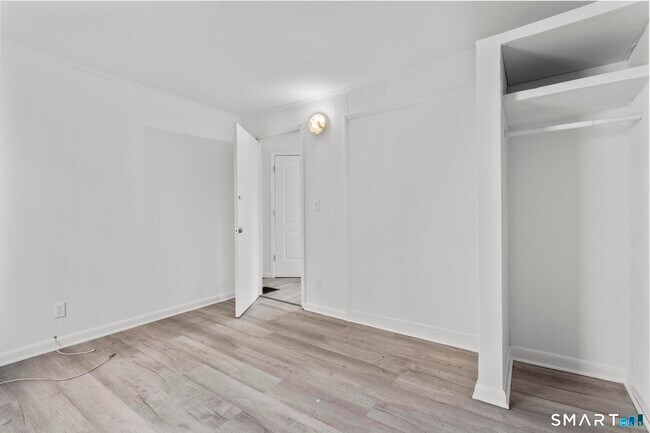 Building Photo - 426 Poplar St