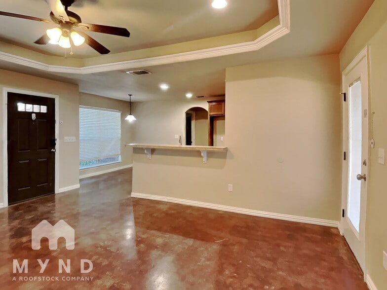 Building Photo - 112 Jolin Ln