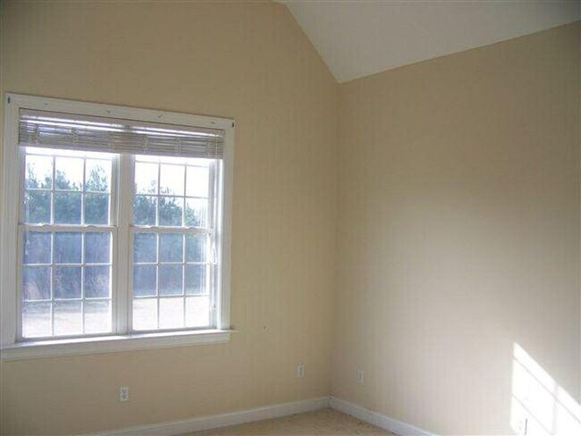 Building Photo - 3709 Stonehenge Ln W