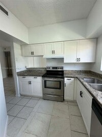 Building Photo - 2301 NW 96th Terrace