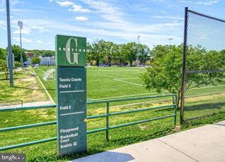 Building Photo - 1300 Army Navy Dr