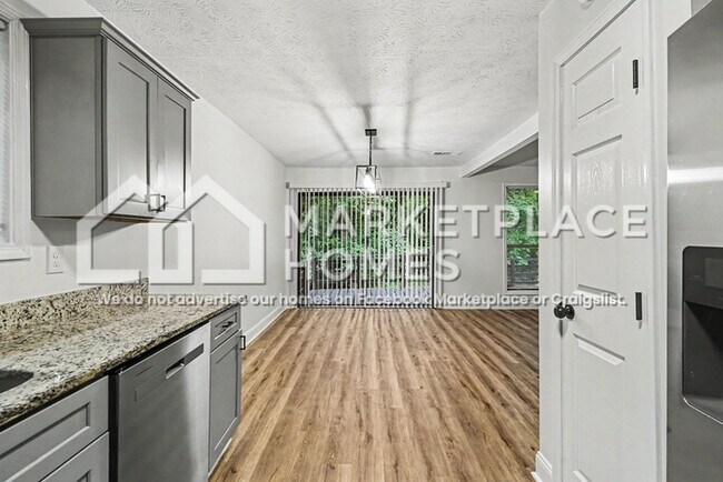 Building Photo - 5033 Mixon Pl