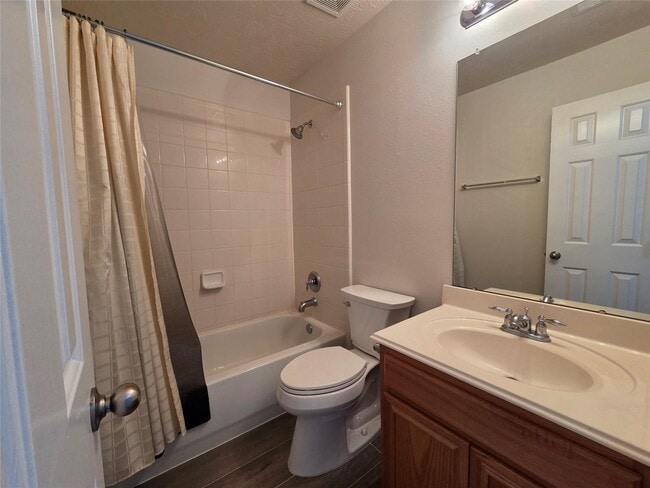 Building Photo - 10903 Windfern Lakes St
