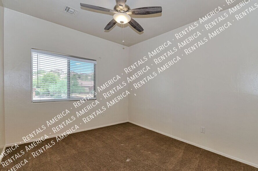 Building Photo - 89 E Brearley Dr