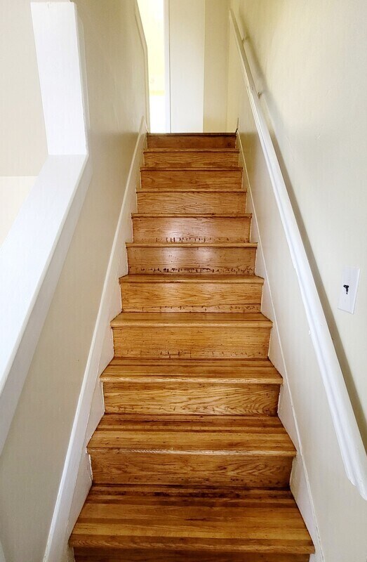 Building Photo - 2604 Wayside Dr