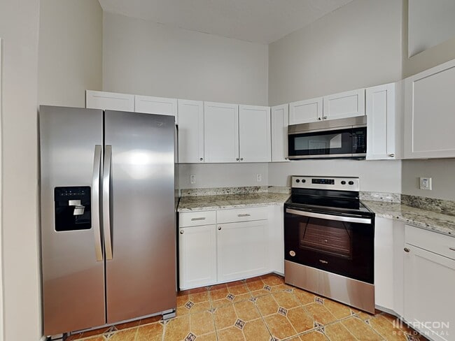 Building Photo - 14131 Colonial Spring Way