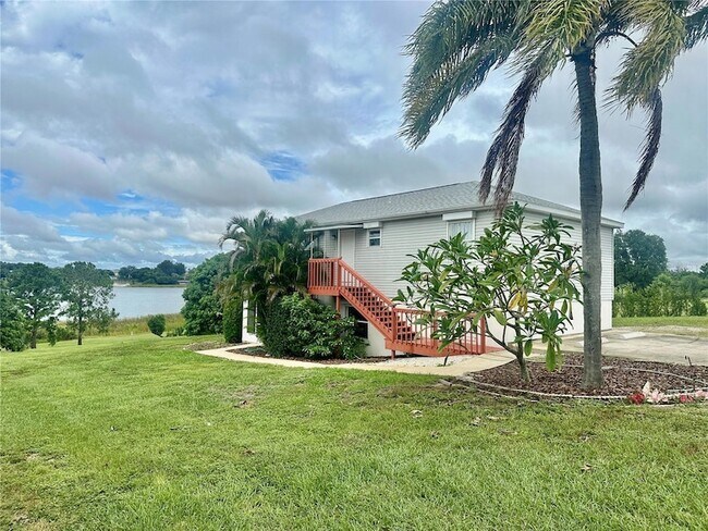 Primary Photo - 709 S Lake Starr Blvd