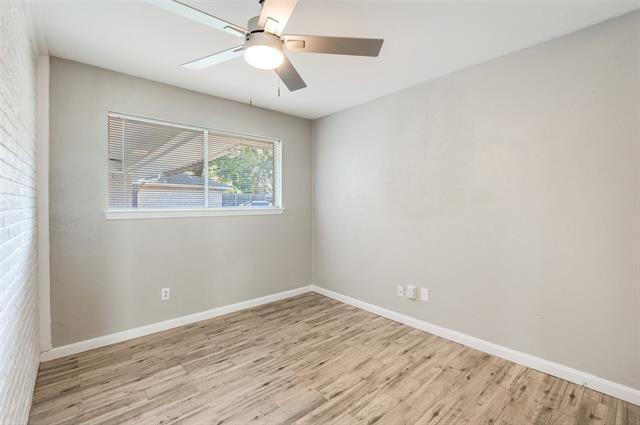 Building Photo - 2720 Grandview Dr