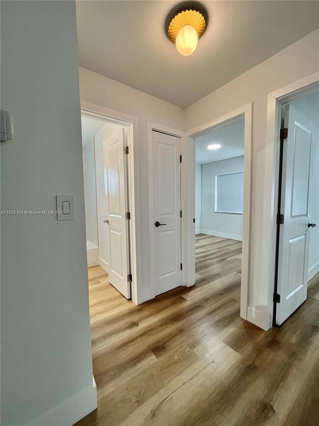 Building Photo - 10909 SW 117th Pl