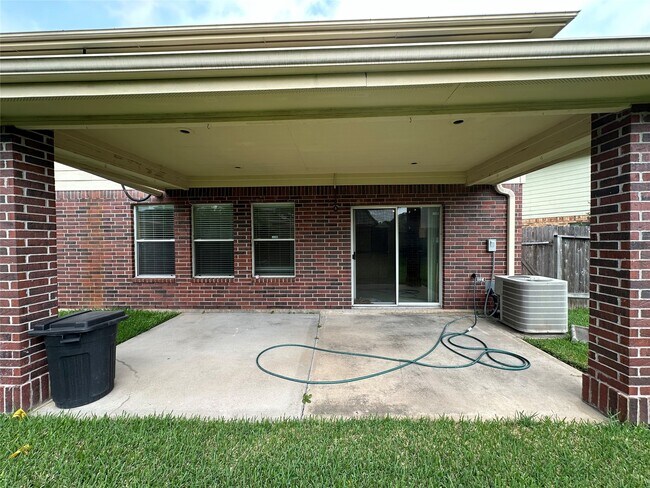 Building Photo - 9922 Sand Lodge Ln