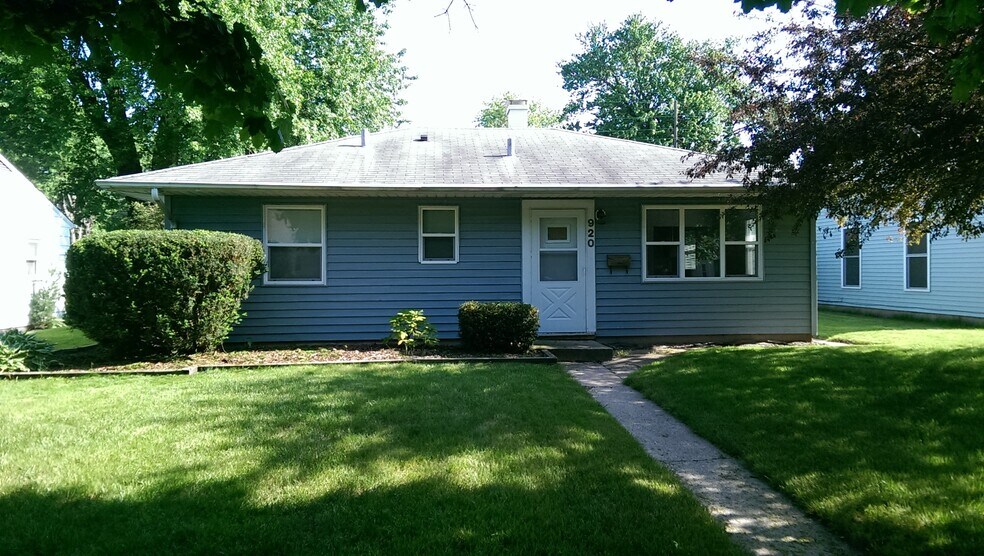 Front Street View - 920 Spruce Street