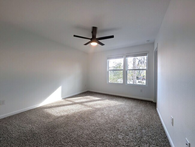 Building Photo - BRAND NEW 3 Bedroom, 2.5 Bath - End Unit - Townhome with Upgrades - located on the Westside - CLO...