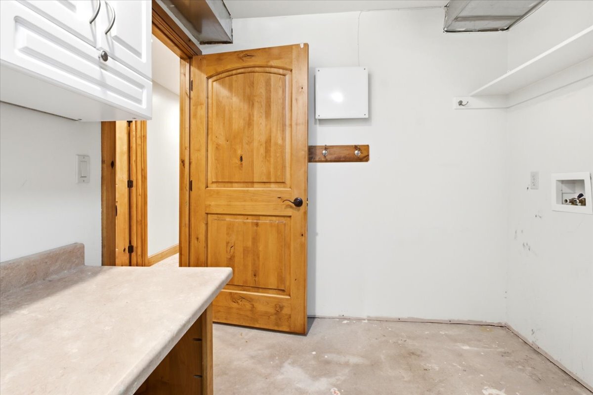 Building Photo - 623 N Wall St