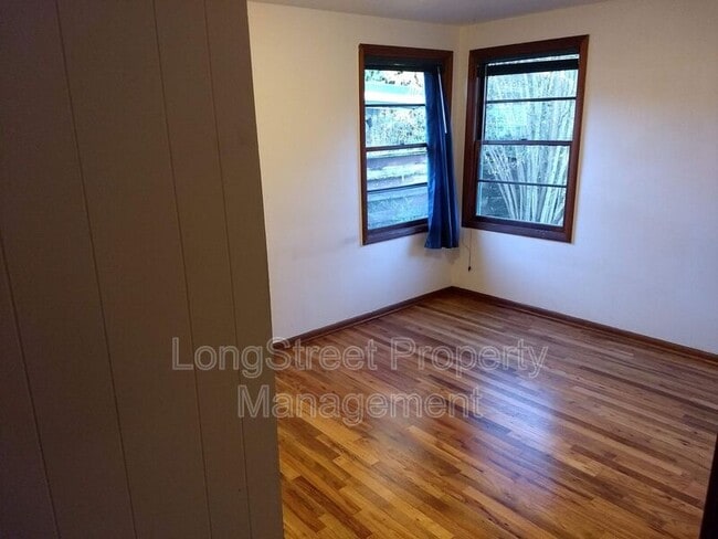 Building Photo - 905 NW 33rd St