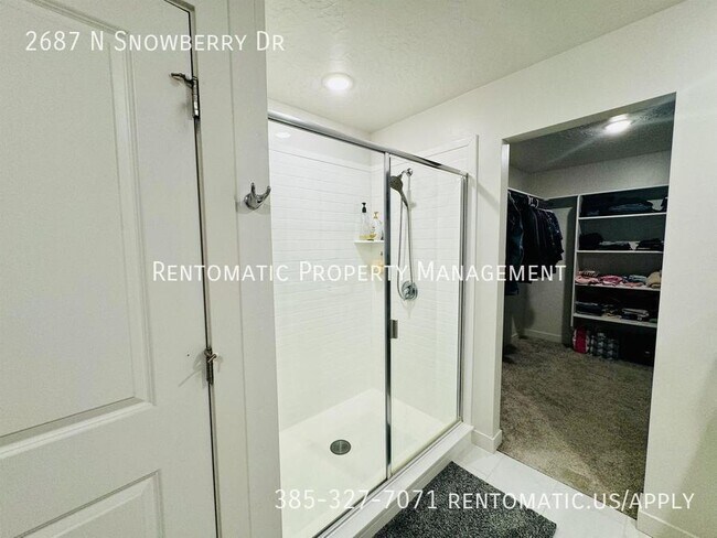 Building Photo - 2687 N Snowberry Dr