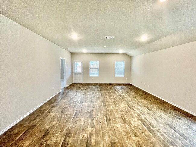 Building Photo - 5700 Brampton Ln