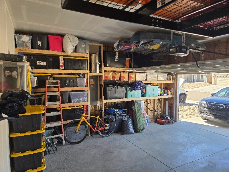 Building Photo - 5212 Crested Hill