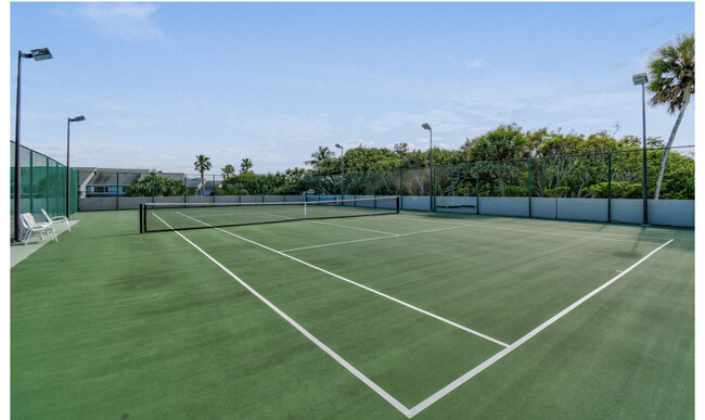 Tennis Court - 5047 N Highway A1A