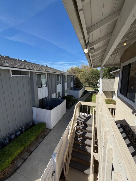 Building Photo - 3492 Lockwood Court