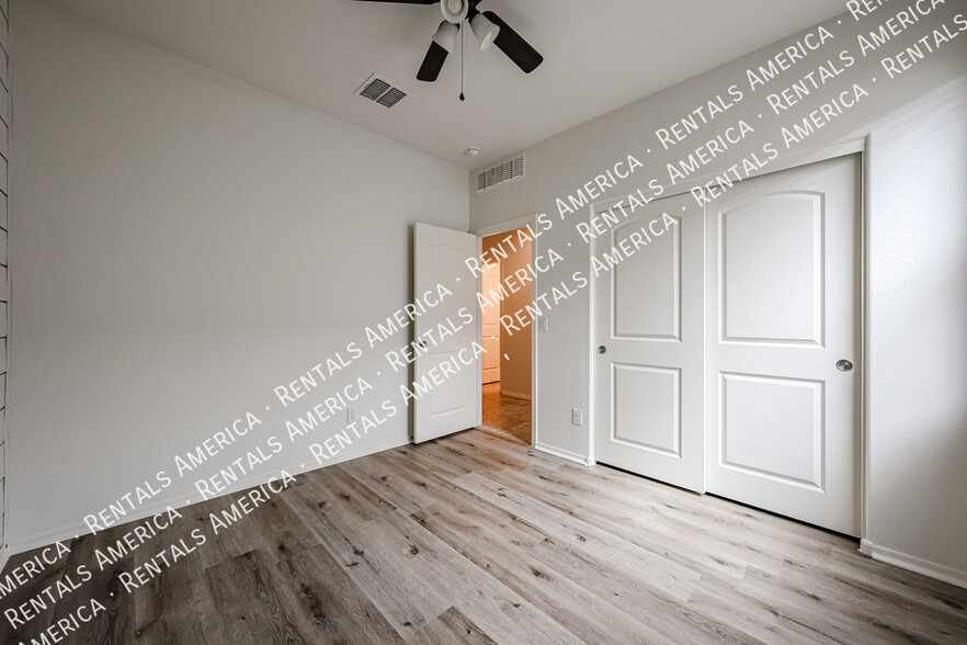 Building Photo - 36387 Pampoloma Ave