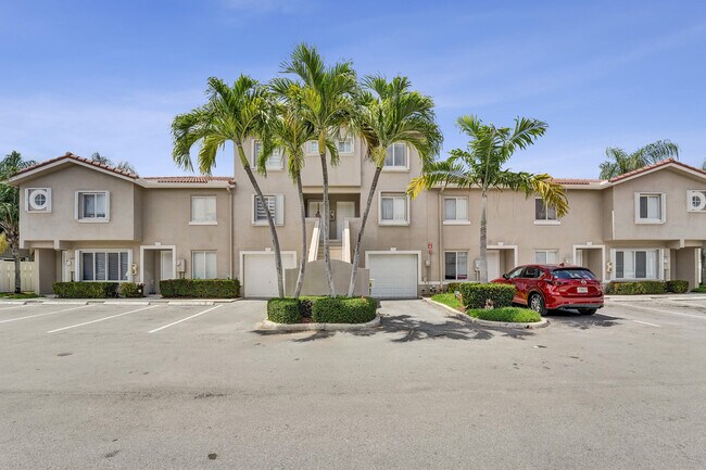 Building Photo - 173 Riviera Cir