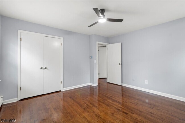 Building Photo - 1034 Burnet Ave