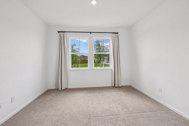 Building Photo - 7818 Palm Glade Dr