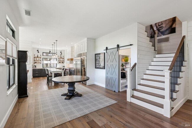 Building Photo - 1810 Quail Ct