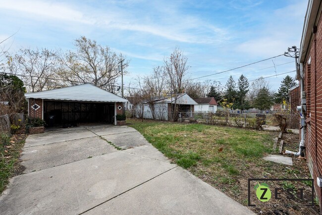 Building Photo - MOVE IN READY! OPEN HOUSE THURSDAY FEBRUAR...