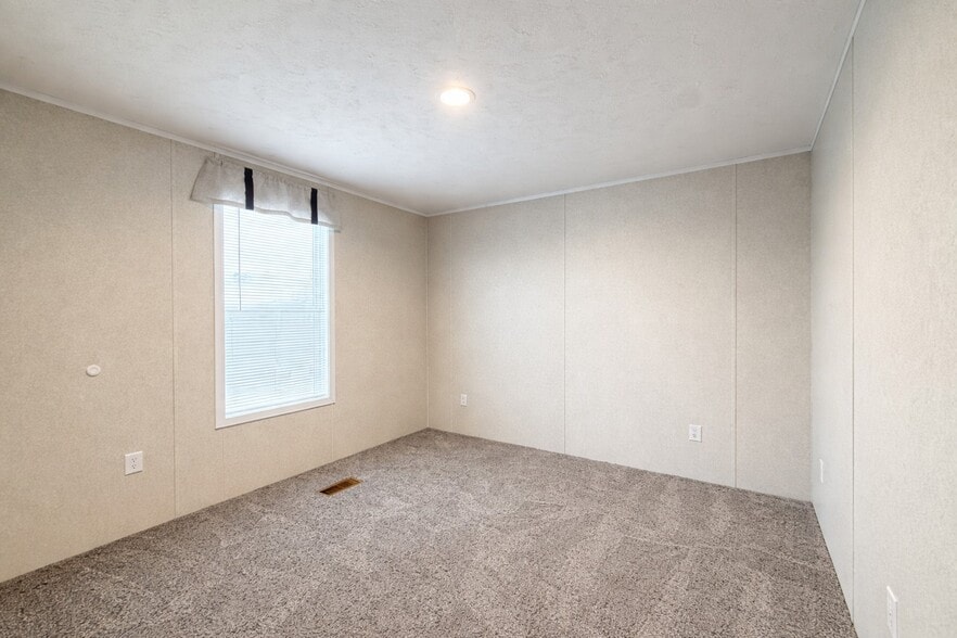 Building Photo - 29652 Cambridge Ct