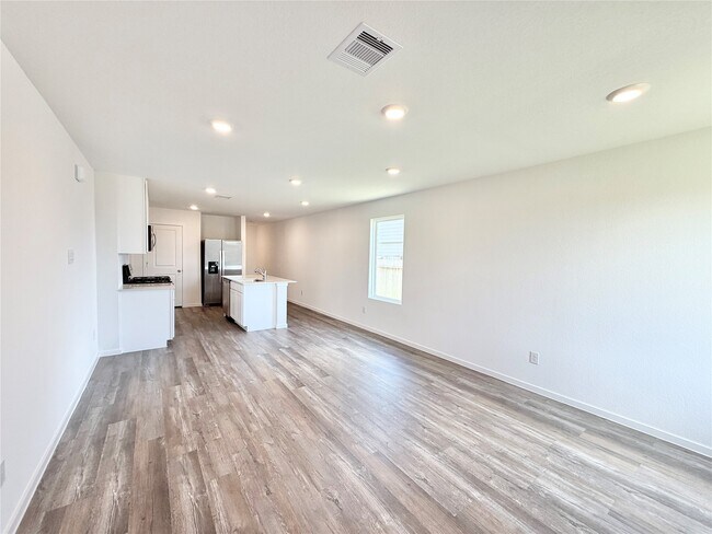 Building Photo - 40839 Hawthorne Glades St