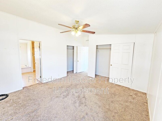 Building Photo - 1781 Baradonna Rd