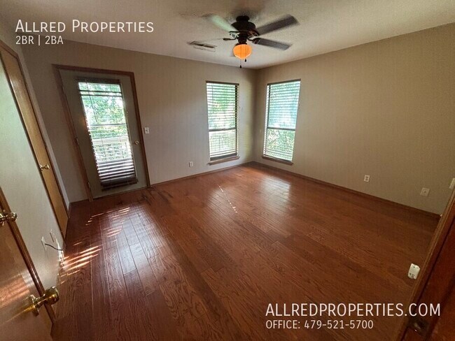 Building Photo - 2481 N Brophy Ave