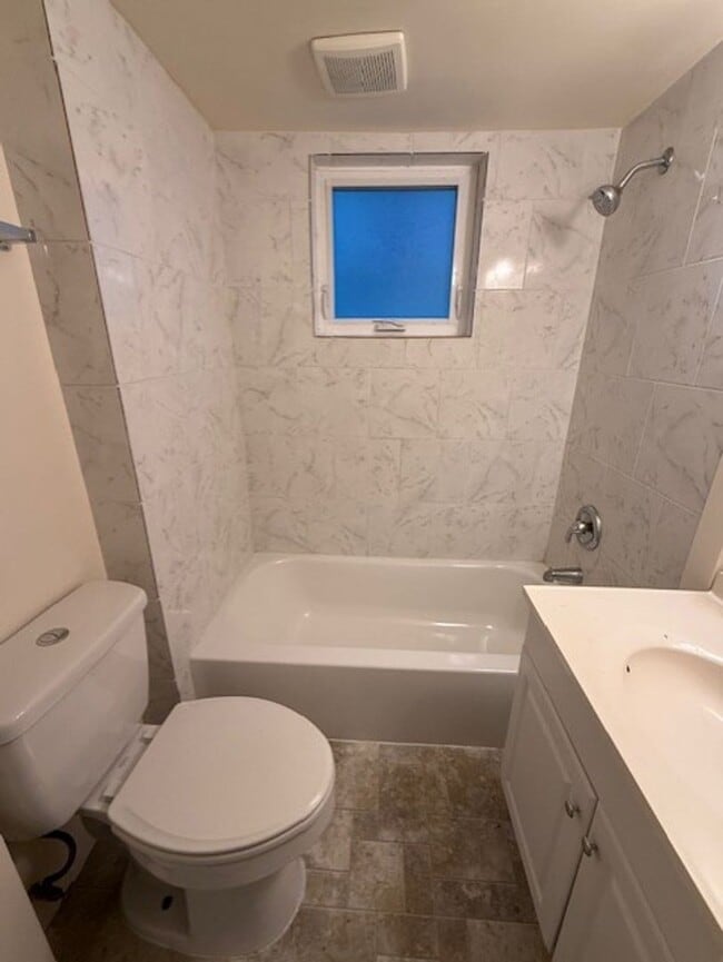 Building Photo - 3218 Rucker Ave