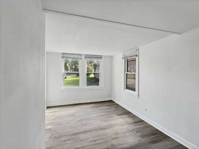 Building Photo - 2006 Texas Ave