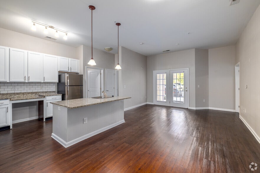 Primary Photo - Park at Drexel