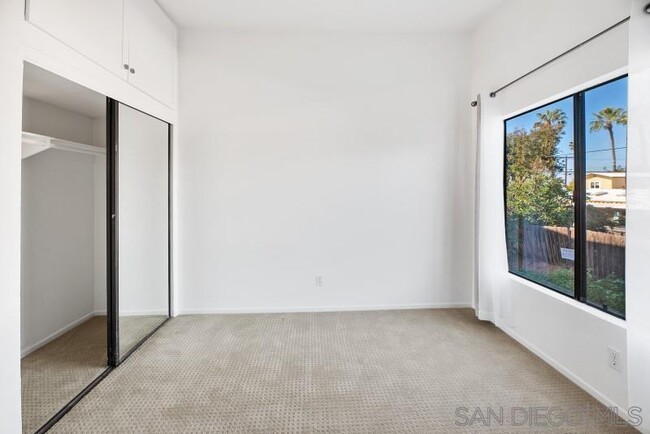 Building Photo - 5170 Clairemont Mesa Blvd