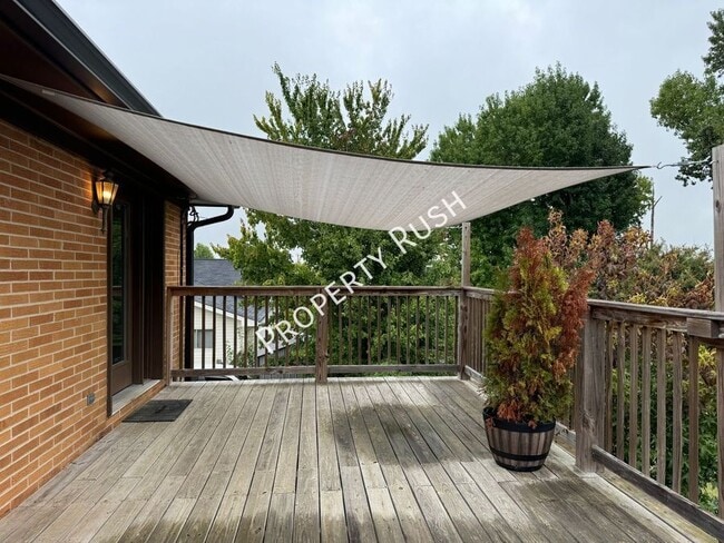 Building Photo - 2307 Arroyo Dr