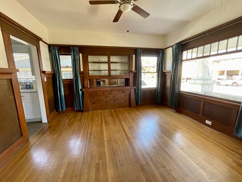 Dining room - 3908 Ibis St