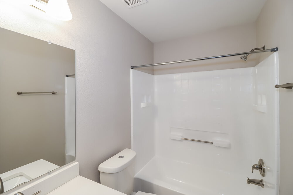 Building Photo - 304 Forsyth Ct