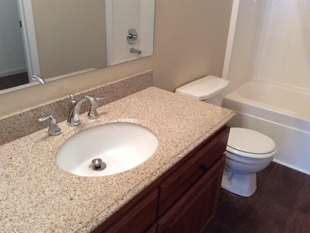 Building Photo - 6685 Wimbledon Dr