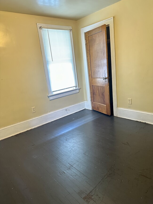 Building Photo - 265 Wildwood Ave