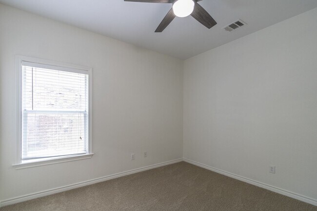 Building Photo - 2521 Durlston Ct, Cedar Park, TX 78613