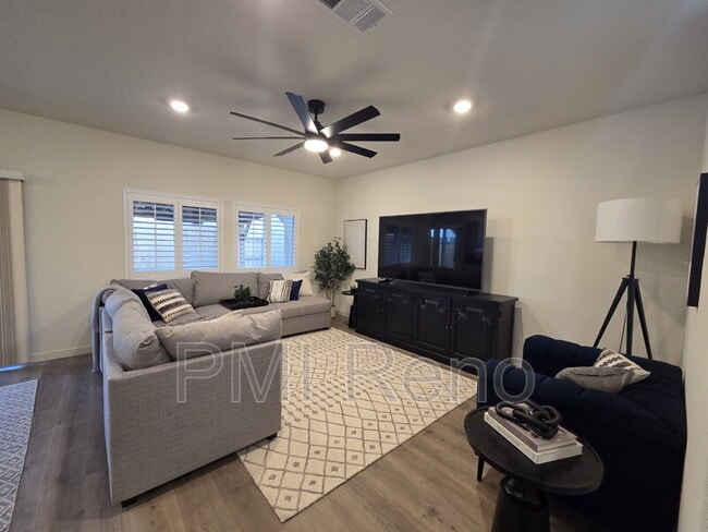 Building Photo - 7754 Wandering Wy