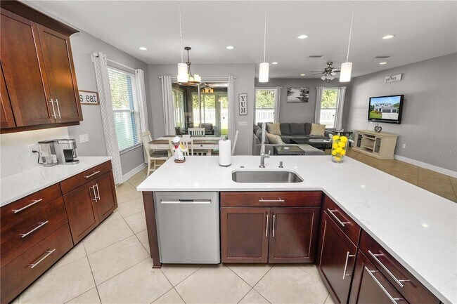 Building Photo - 4446 Wildstar Cir