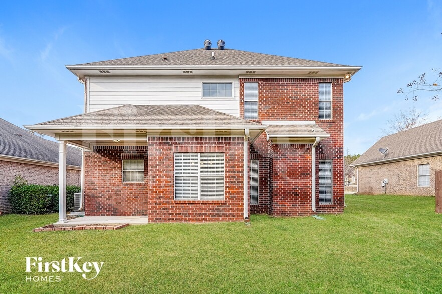 Building Photo - 1005 Daventry Way