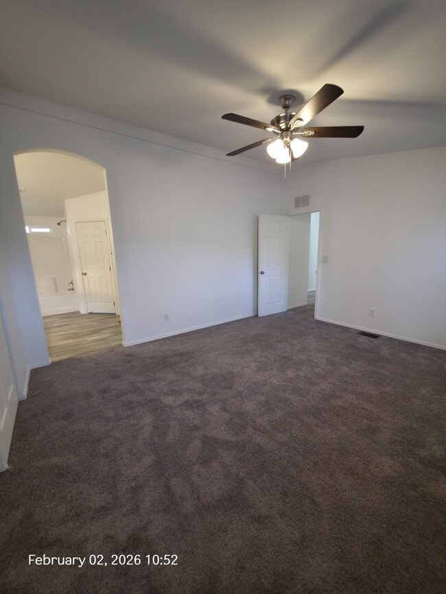 Building Photo - 3950 E Philip Ave