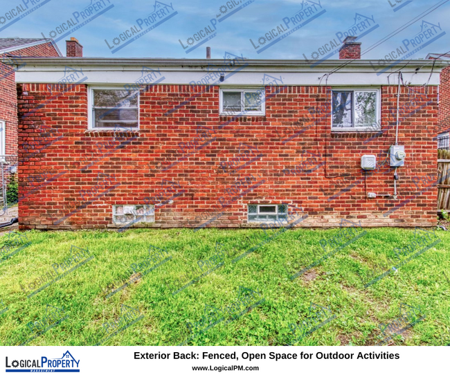 Building Photo - 3/1 BRICK Ranch w/Bsmnt, Side Parking, Grg...